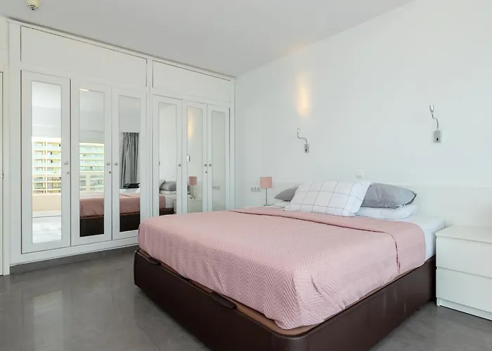 Penthouse With Private Pool Apartment